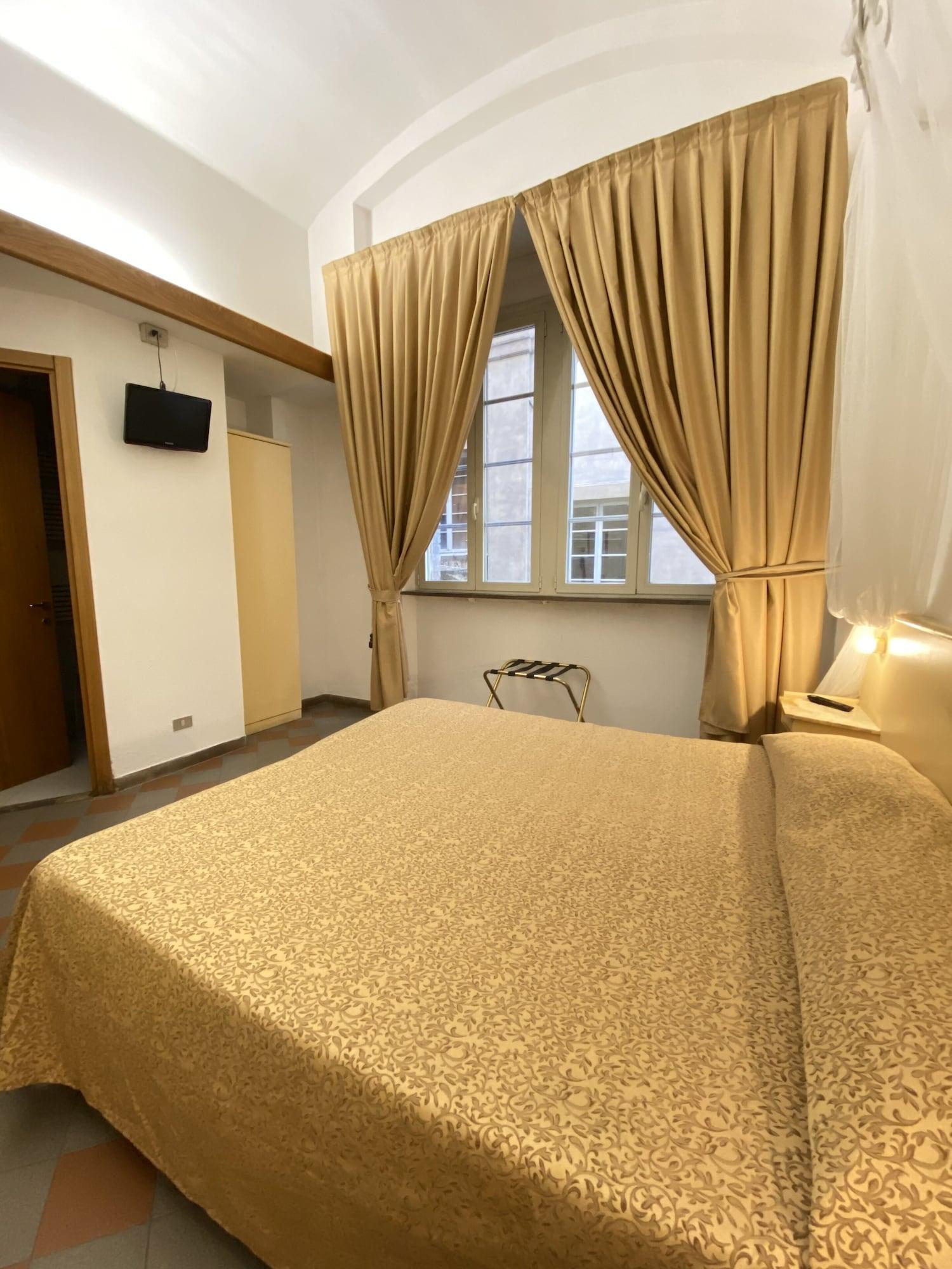Hotel Piccolo Etruria Siena